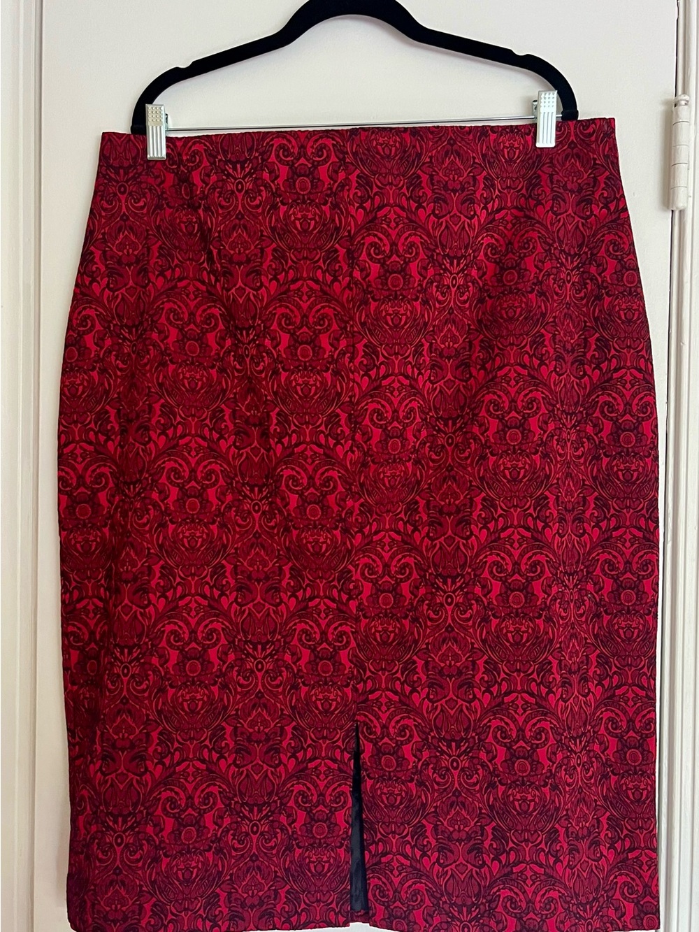 Worthington Red Patterned Pencil Skirt